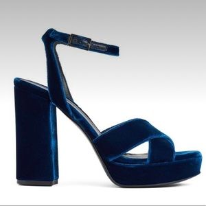 M. Gemi Scultura Platform Heel in Midnight Blue Velvet